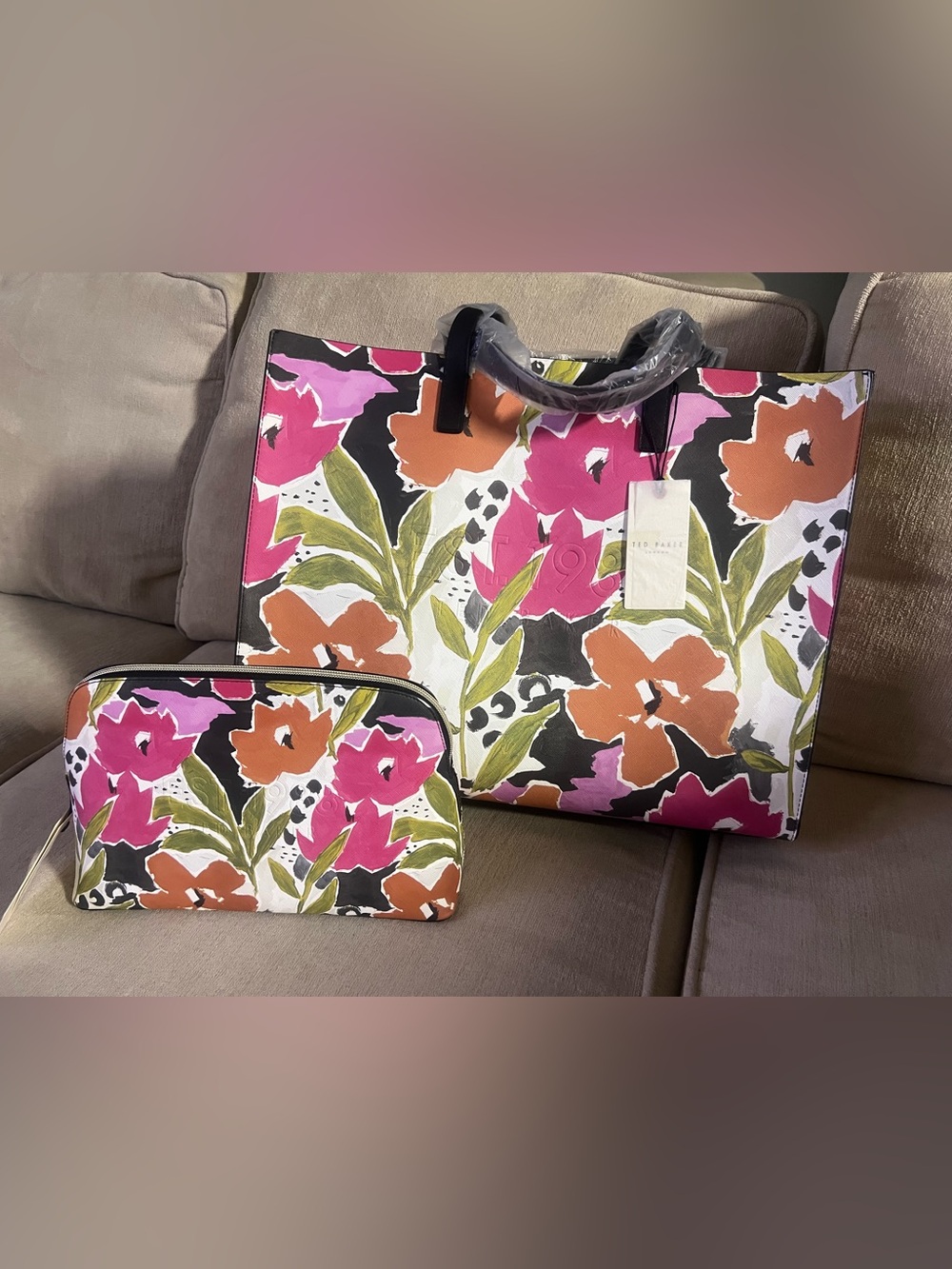 Brand NEW w/tags Ted Baker Pink,Orange & Green Floral Tote with Matching Pouch.